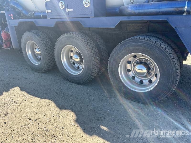 Kenworth T800 Kombinētās vakumsūkņa mašīnas