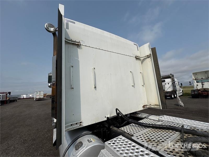 Kenworth T800 Vetopöytäautot