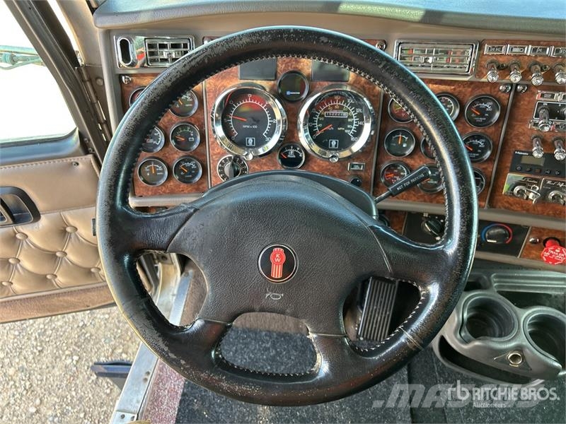 Kenworth T800 Vetopöytäautot