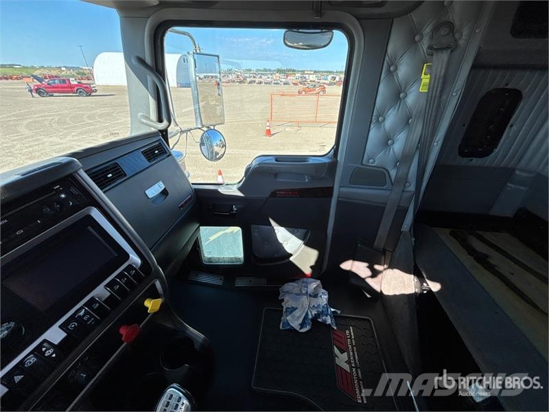 Kenworth T800 Naudoti vilkikai
