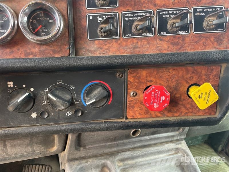 Kenworth T800 Prime Movers