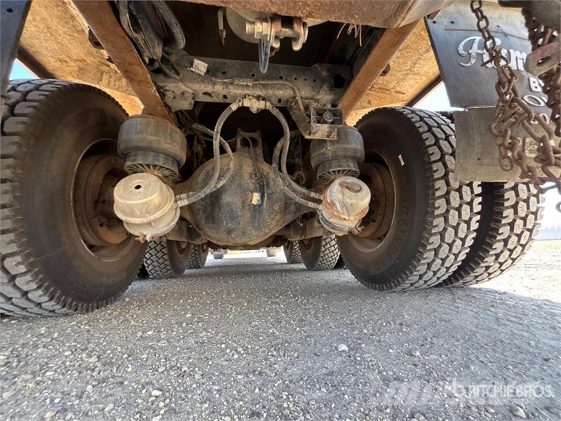 Kenworth T800 運油車