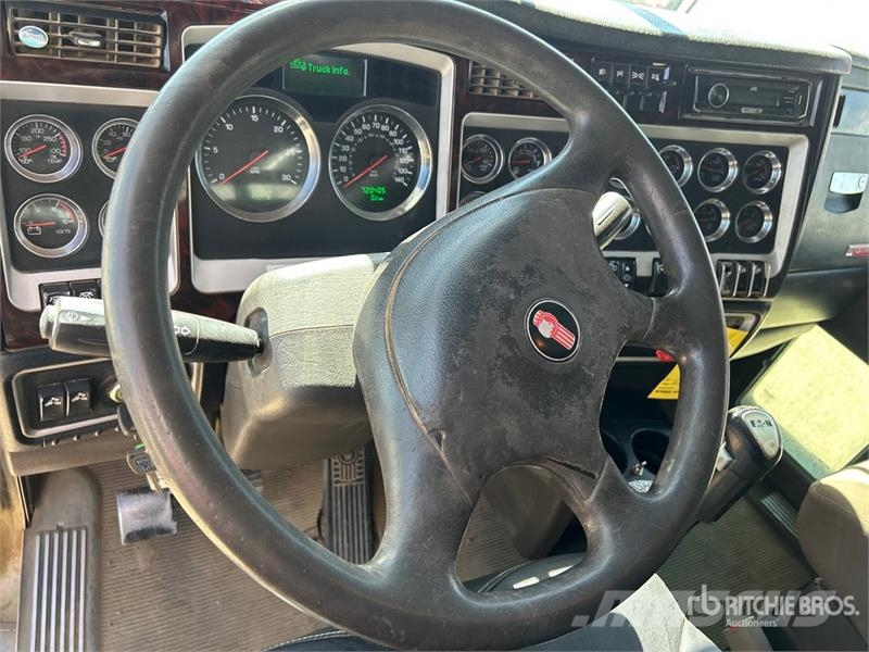 Kenworth T800 Prime Movers