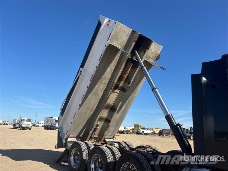 Kenworth T800 Billenő teherautók