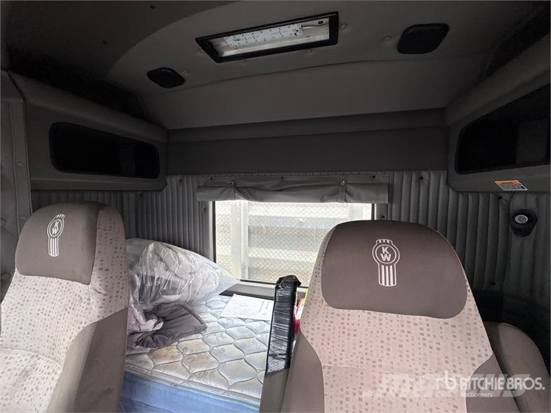 Kenworth T800 Tractor Units