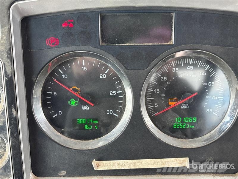 Kenworth T800 Cabins and interior