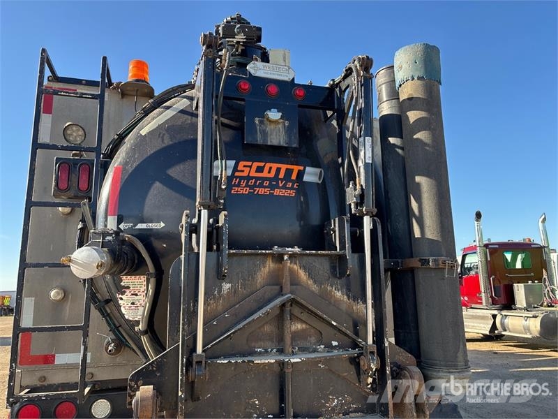 Kenworth T800 콤비/진공 트럭