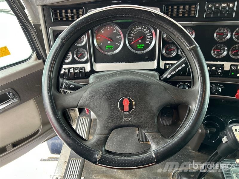 Kenworth T800 Motrici e Trattori Stradali