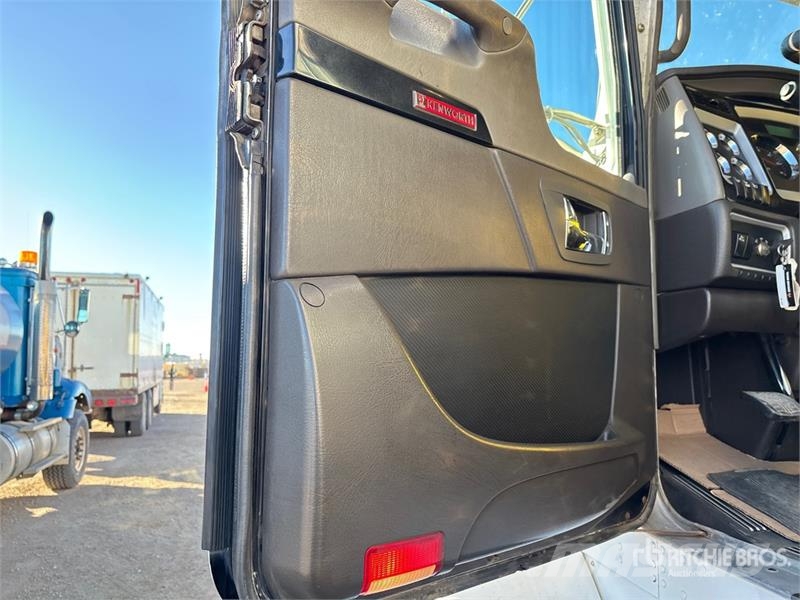 Kenworth T800 Tractor Units