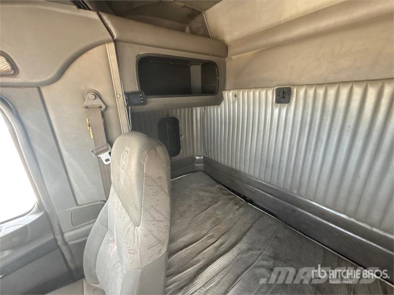 Kenworth T800 中古トラクターヘッド | トレーラーヘッド