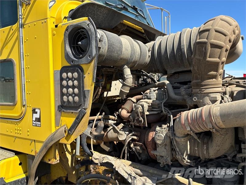 Kenworth T800 كابينة والداخلية