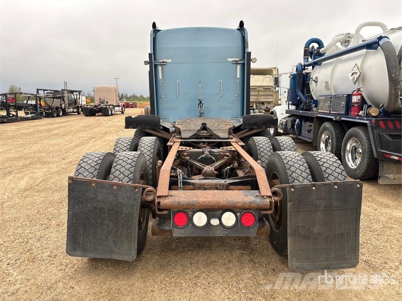 Kenworth T800 Vetopöytäautot