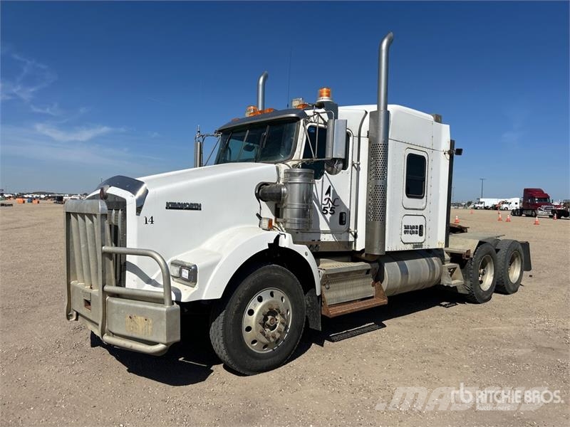 Kenworth T800 Prime Movers