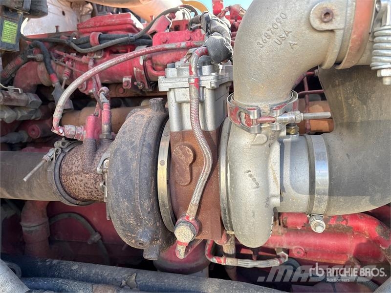 Kenworth T800 صهاريج مياه
