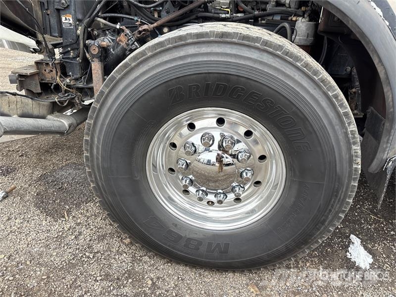Kenworth T800 Vákuum teherautok