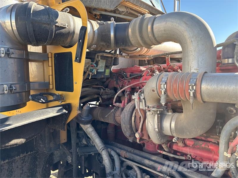 Kenworth T800 صهاريج مياه