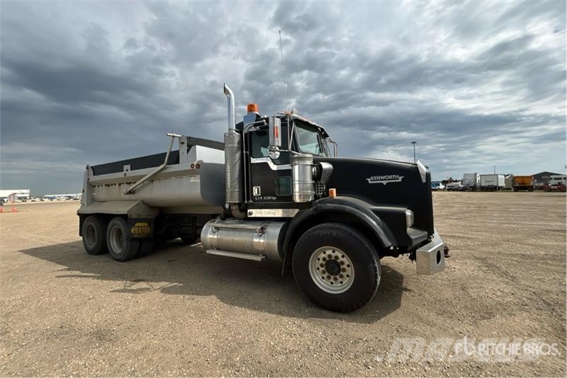 Kenworth T800 Самосвал