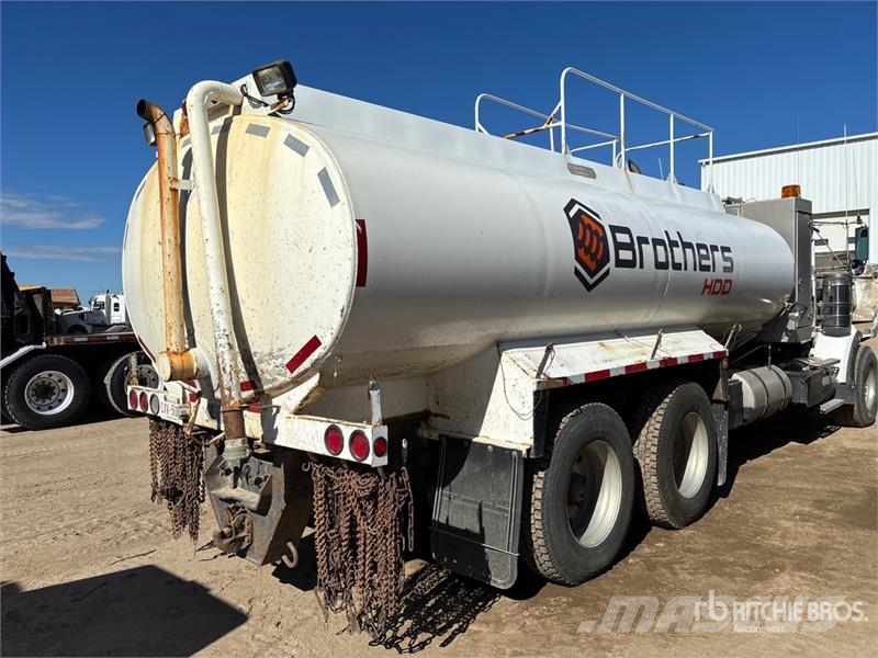 Kenworth T800 運油車