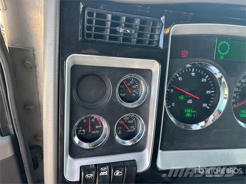 Kenworth T800 Prime Movers