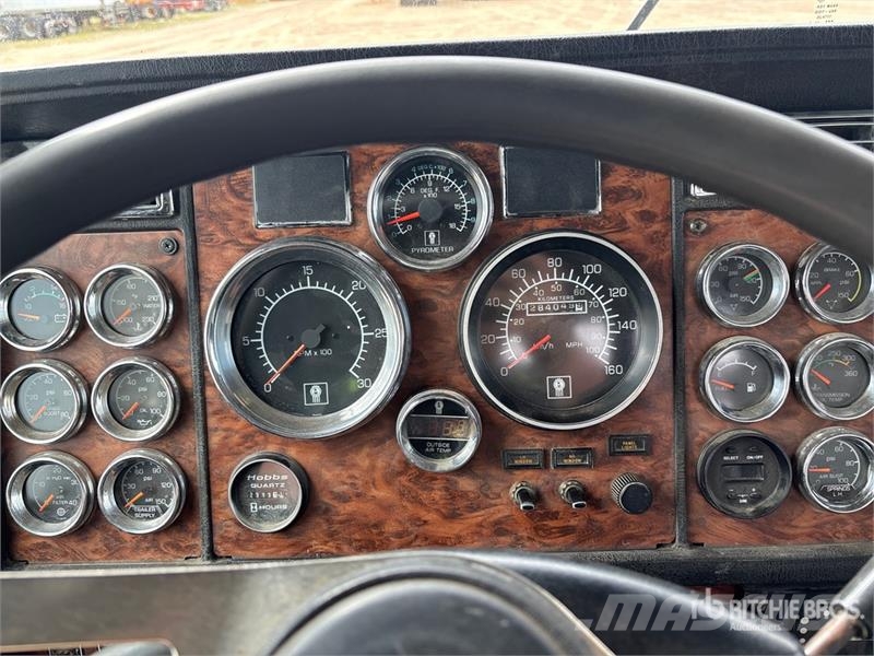 Kenworth T800 Самосвал