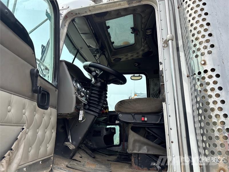 Kenworth T800 Vetopöytäautot