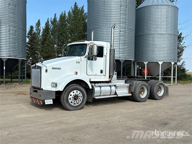 Kenworth T800 Vetopöytäautot