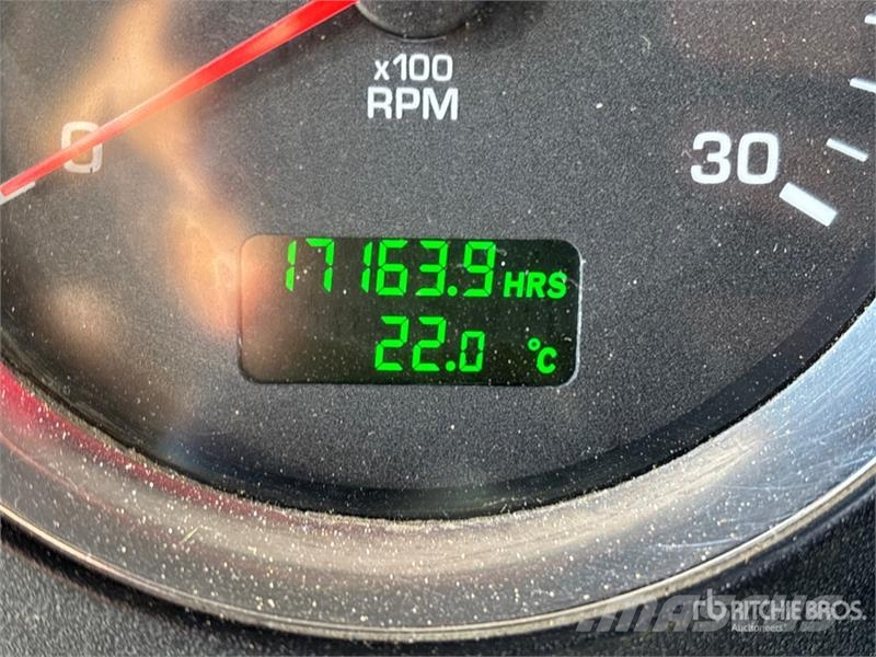 Kenworth T800 Naudoti vilkikai