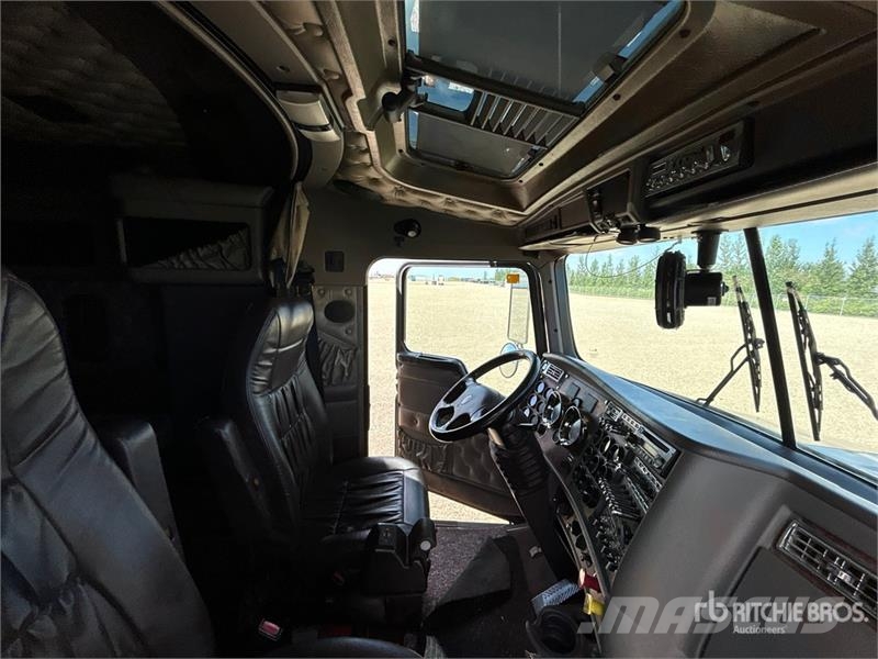 Kenworth T800 Vetopöytäautot