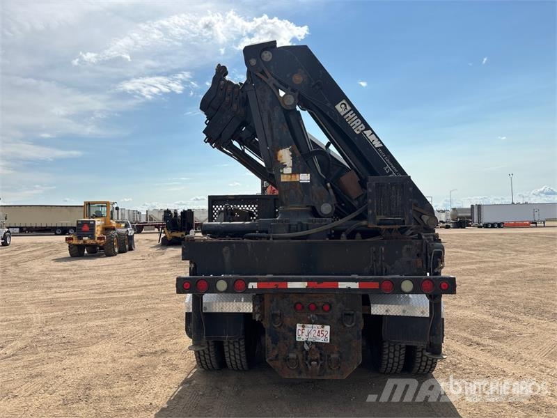 Kenworth T800 شاحنات الرافعات