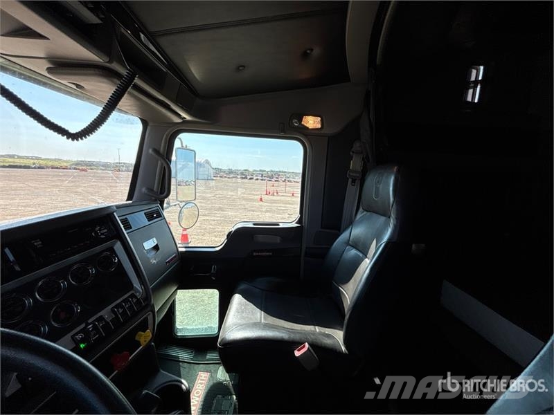 Kenworth T800 Prime Movers