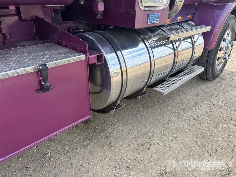 Kenworth T800 Andere Fahrzeuge