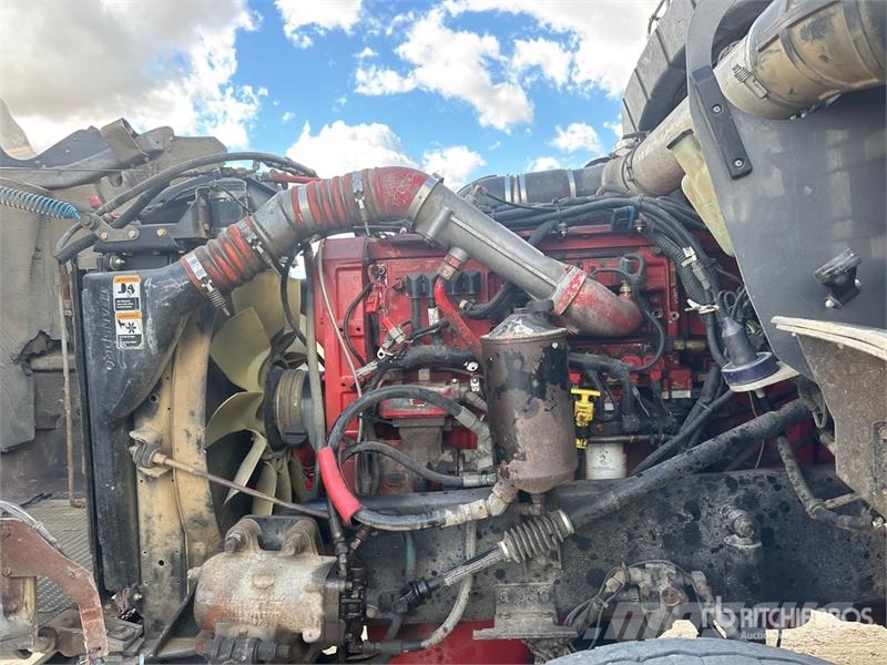 Kenworth T800 牵引车