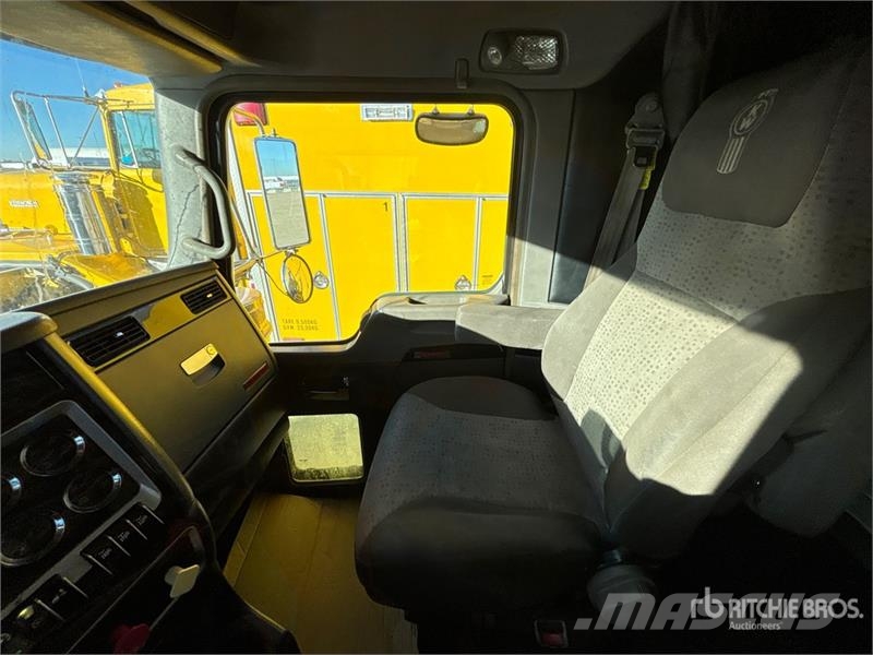 Kenworth T800 Tractor Units