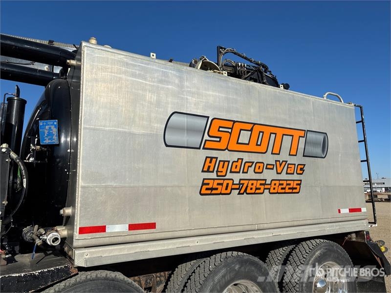 Kenworth T800 콤비/진공 트럭