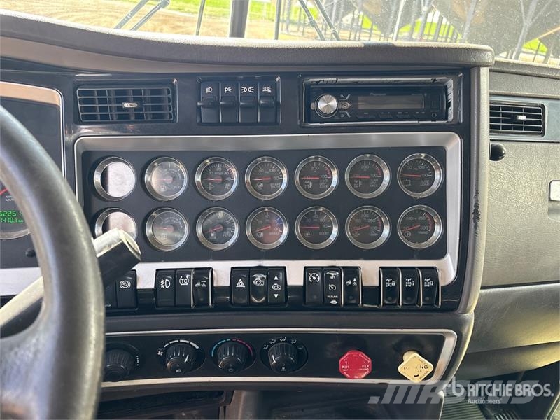 Kenworth T800 Tractor Units