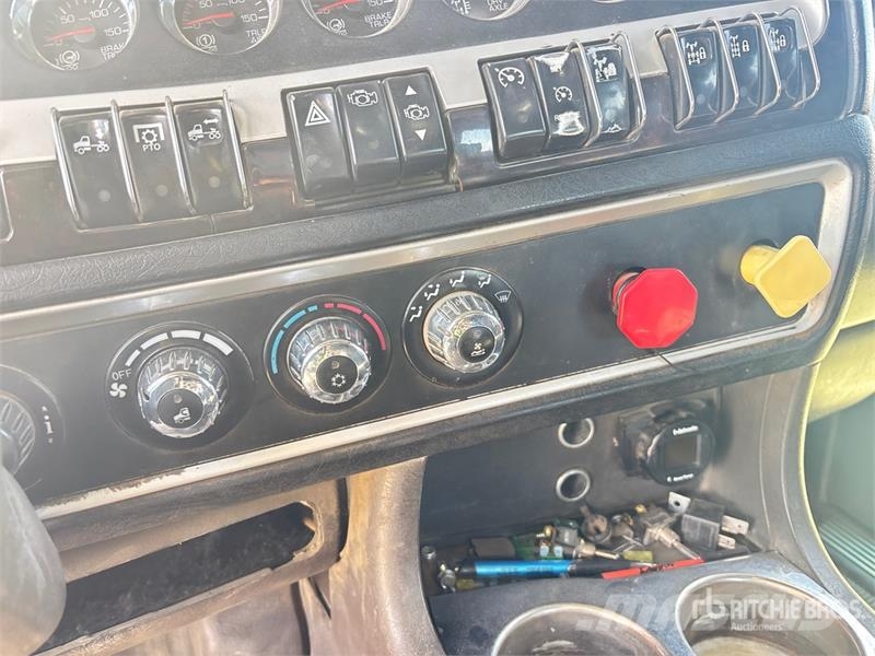 Kenworth T800 Tractor Units