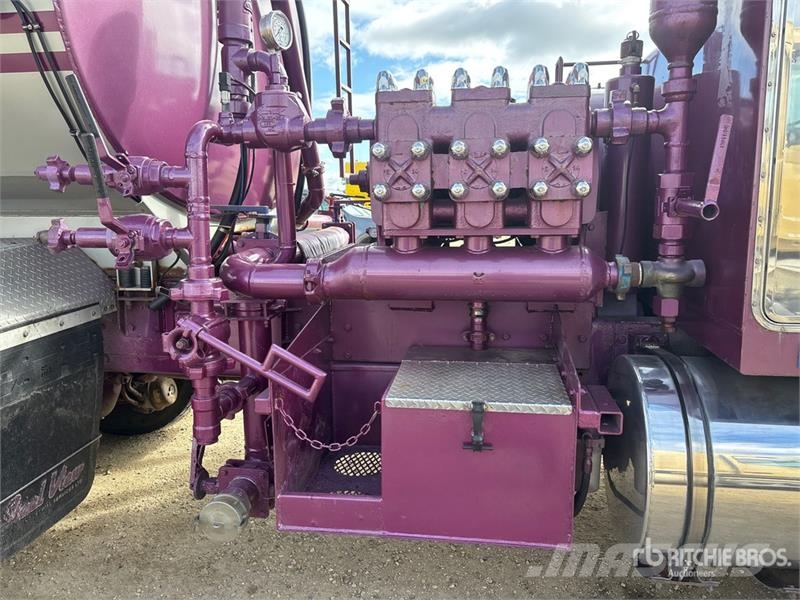 Kenworth T800 Andere Fahrzeuge