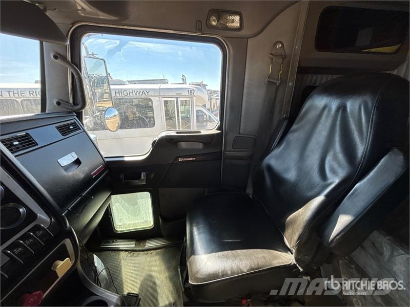 Kenworth T800 Kombinētās vakumsūkņa mašīnas
