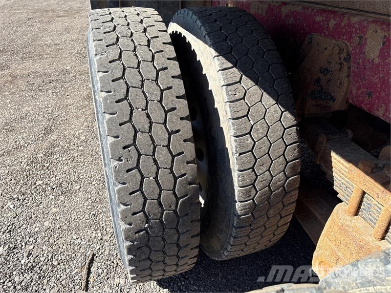 Kenworth T800 Lastbiler med tip