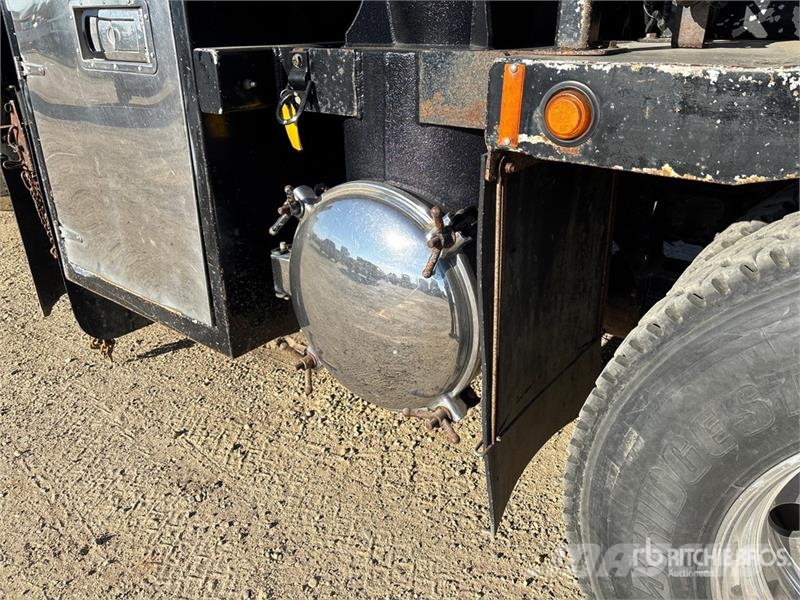 Kenworth T800 콤비/진공 트럭