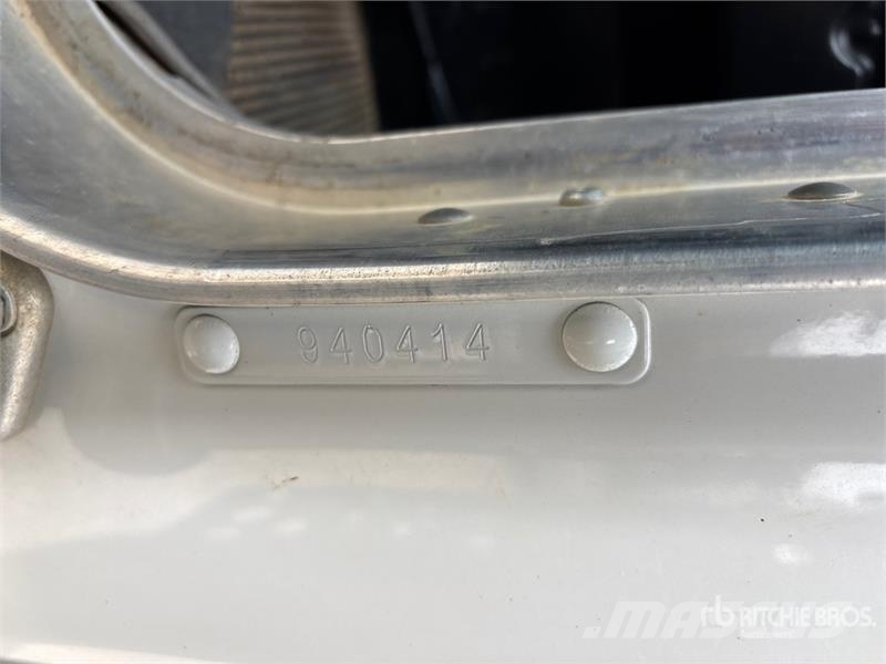 Kenworth T800 4472 gal 6x4 Fuel Truck Tovornjaki cisterne