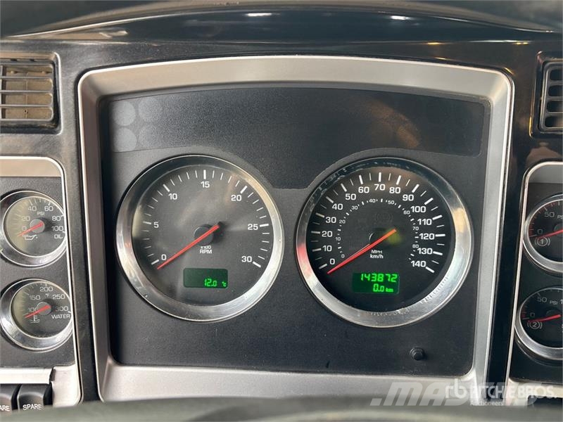 Kenworth T800 4472 gal 6x4 Fuel Truck Tovornjaki cisterne