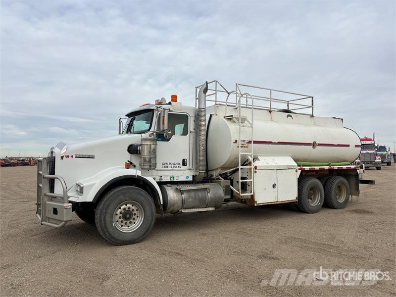 Kenworth T800 4472 gal 6x4 Fuel Truck Tovornjaki cisterne