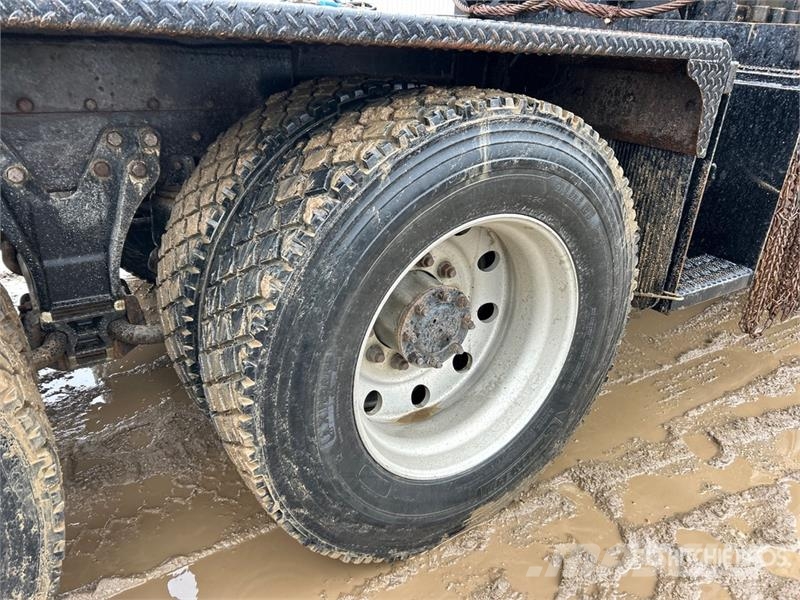 Kenworth T800 6x4 Sleeper Winch Truck Sleepwagens