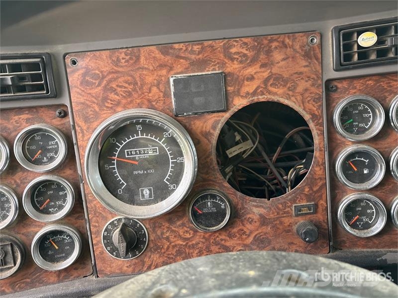 Kenworth T800 6x4 Sleeper Wireline Logging Truck (Inoperabl Perdirbimo įranga