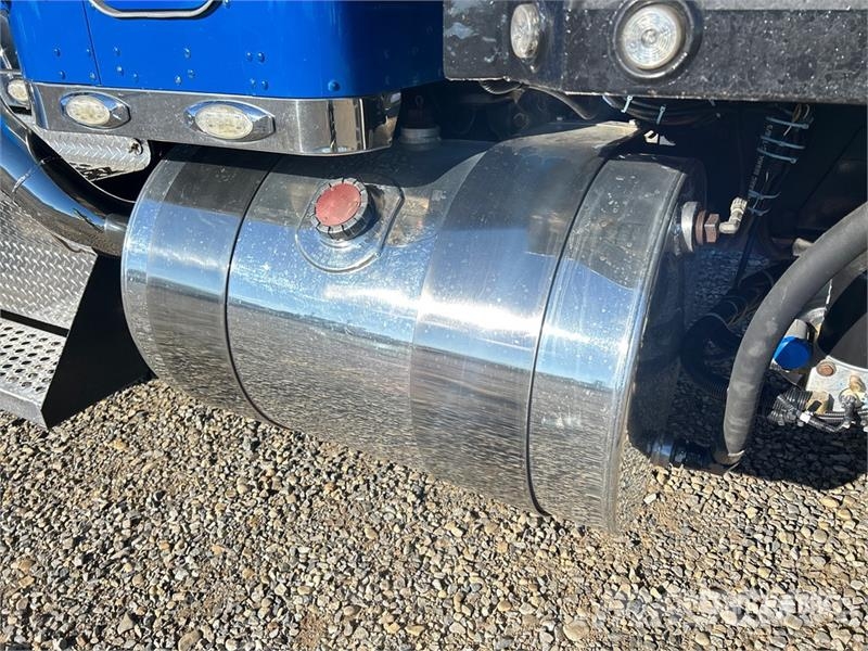 Kenworth T800 6x4 Sleeper Winch Truck Recovery vehicles