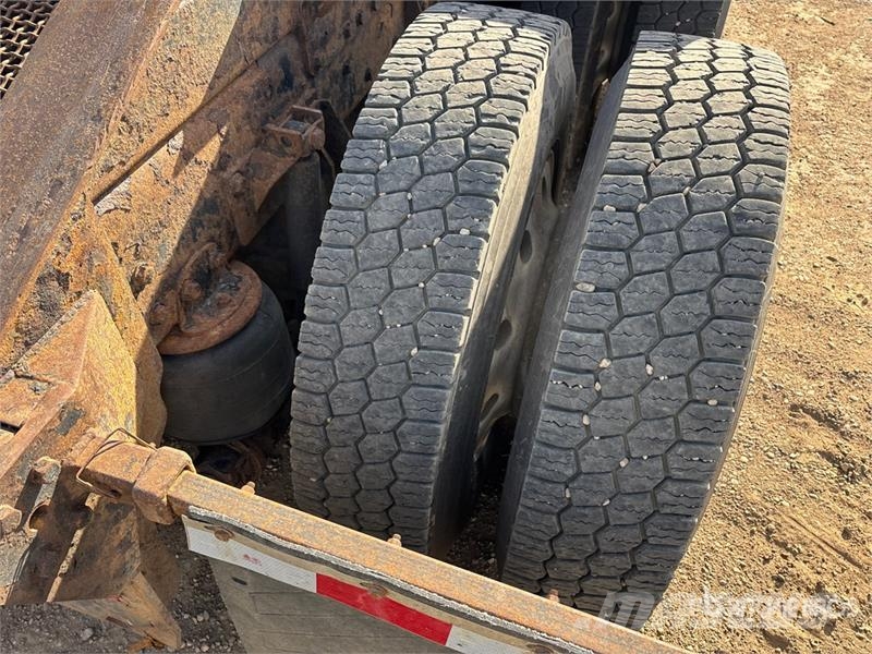 Kenworth T800 6x4 Sleeper Winch Truck Автомобили за пътна помощ