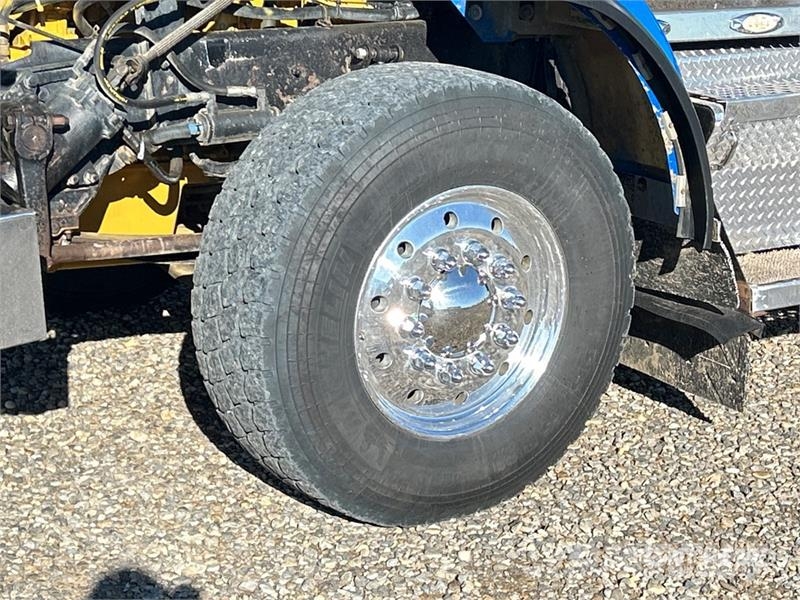 Kenworth T800 6x4 Sleeper Winch Truck Recovery vehicles