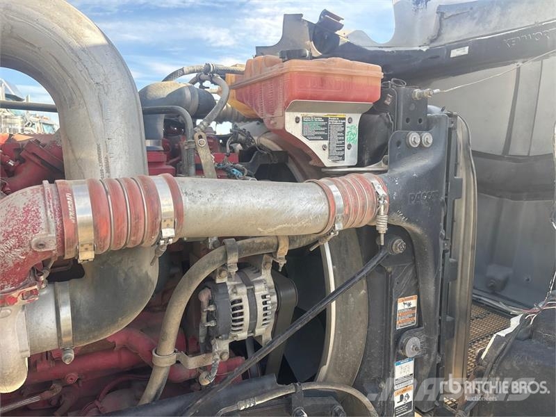 Kenworth T800 6x4 Sleeper Winch Truck Автомобили за пътна помощ