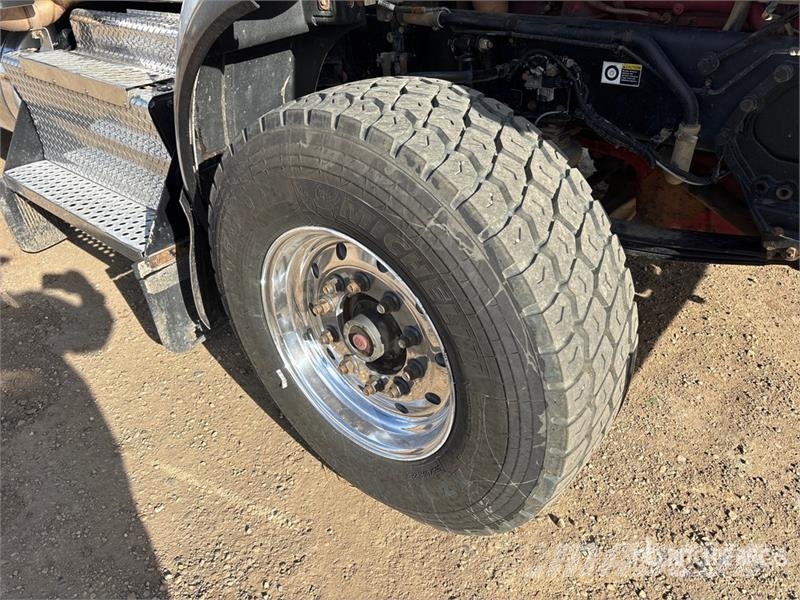 Kenworth T800 6x4 Sleeper Winch Truck Автомобили за пътна помощ